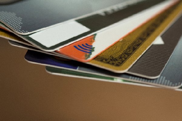 クレジットカードの断捨離術を紹介