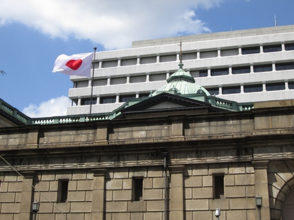 もはや日銀に異次元金融緩和の「出口」はない