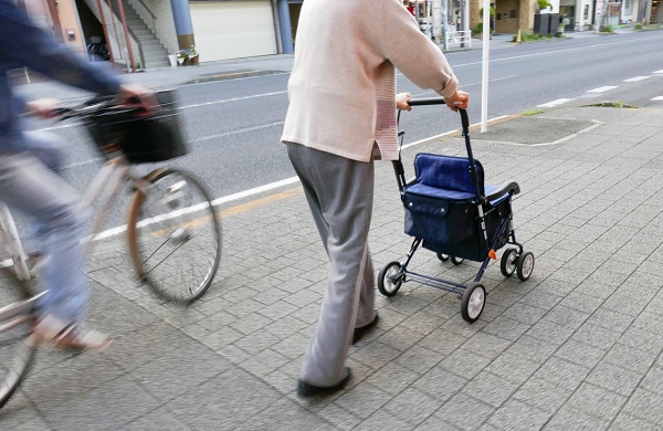 長寿はお金のかかる「厄災」ではなく人生の「恩恵」