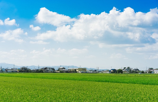 地方都市へのUターンを阻む見えない壁とは（イメージ）