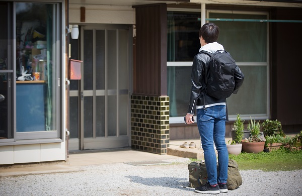 子供が実家を相続しても住んでもらえるとは限らない（イメージ）