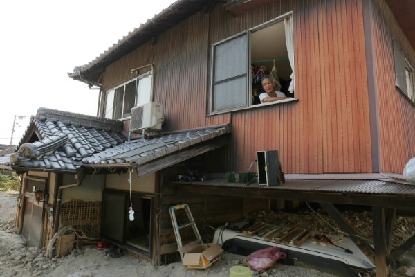 同じ災害被害でも支援体制に格差が出る理由とは（写真：時事通信フォト）