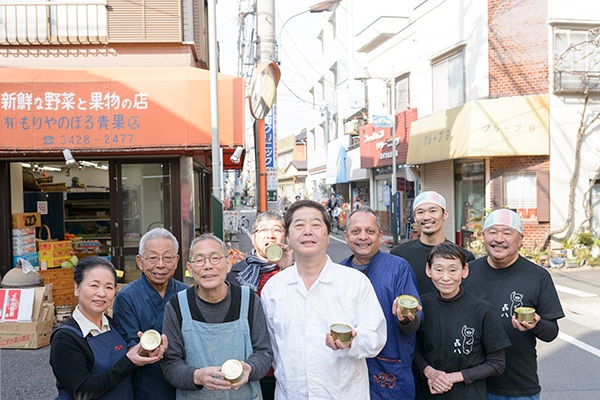 さば缶による町興し。東京・経堂の商店街の人々