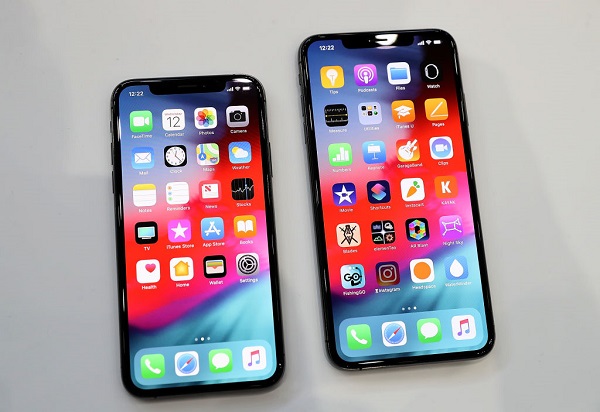 iPhone Xs（左）とiPhon Xs Maxの中国での売れ行きは？（Getty Images）