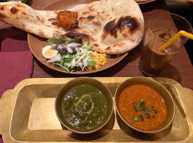 とあるインドカレー専門店のナン食べ放題つきセットメニュー