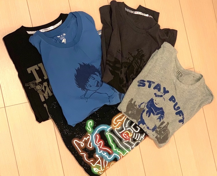 Aさんが普段着ているというユニクロのグラフィックTシャツ