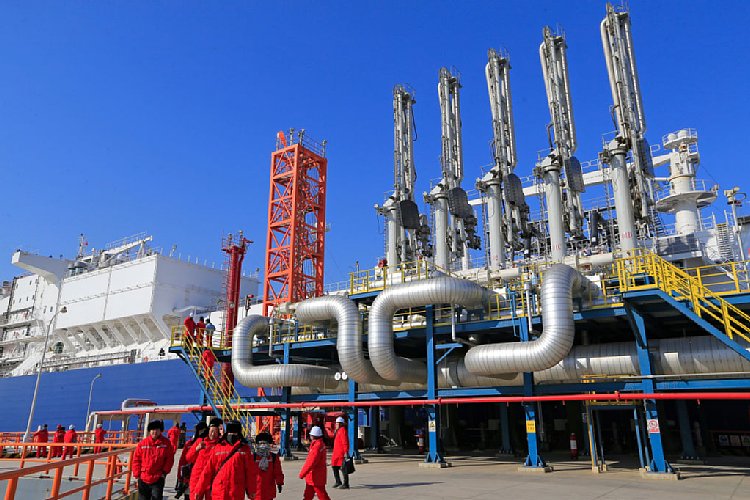世界売上高2位に入った中国石油化工のターミナル（Getty Images）