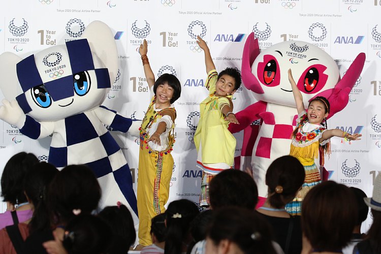 『パプリカ』はNHKの「2020応援プロジェクト」から生まれた（写真：時事通信フォト）