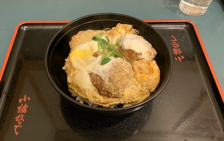 小諸そばの「ヒレカツ丼」