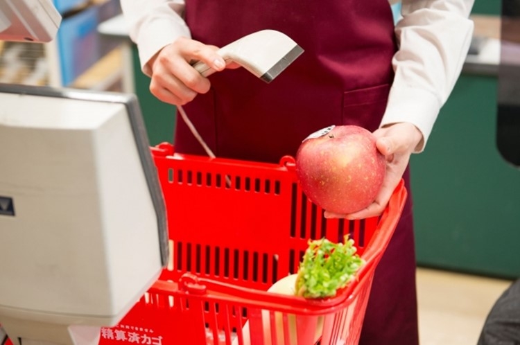 スーパーの店員が「危険手当」を要求するのは妥当か（イメージ）