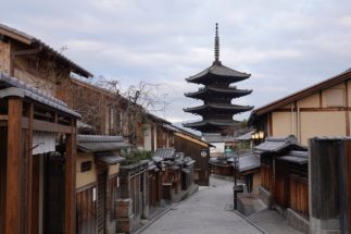 観光地は苦境を脱することができるか（京都）