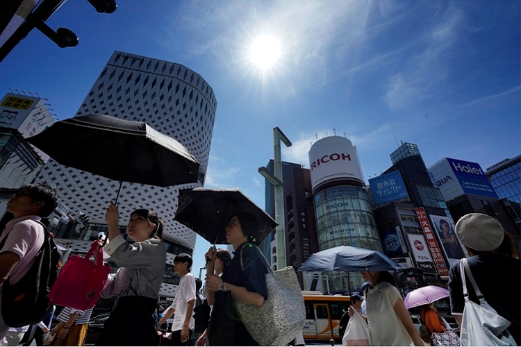 2019年の「立秋」前日、35℃以上の猛暑日を記録した東京都心（時事通信フォト）