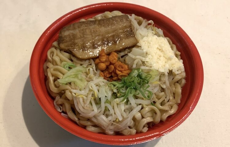 ファミリーマート『千里眼監修　濃厚マシマシラーメン（ニンニク醤油）』