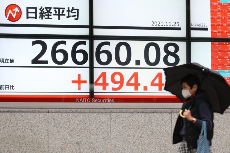 日経平均株価が29年ぶりの高値を更新（時事通信フォト）