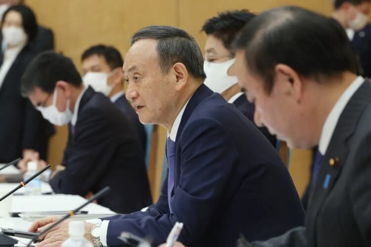 菅政権の政策を宮内義彦氏はどう評価しているか（時事通信フォト）