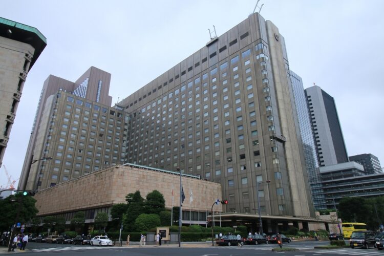 帝国ホテル「30泊36万円」をどう思う？ 
