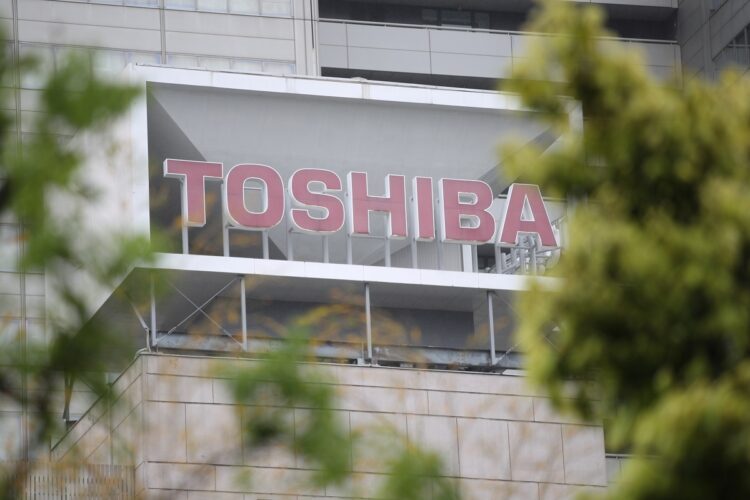 買収提案に揺れる東芝（写真／時事通信フォト）