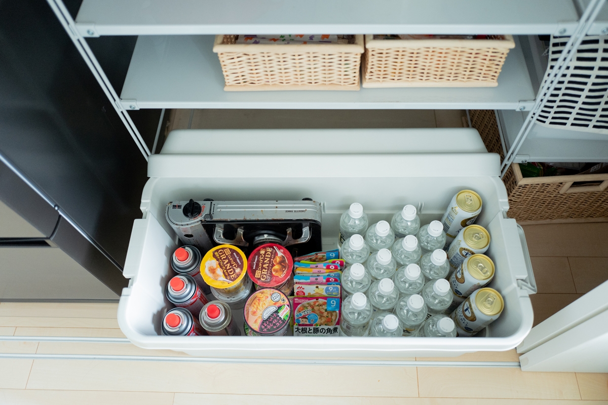 収納 防災用品の保管や腰かけ代わりにも 「収納ボックス」の新しい使い方