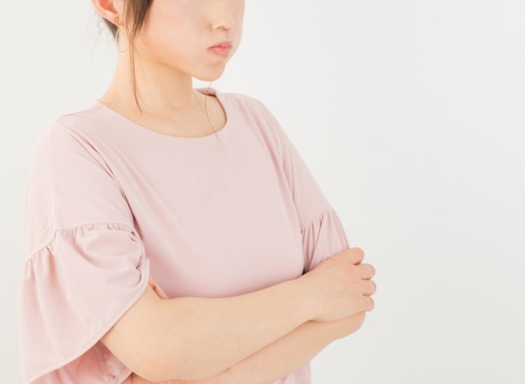 家事負担に理解を示さない夫に不満を持つ妻は少なくない？（イメージ）