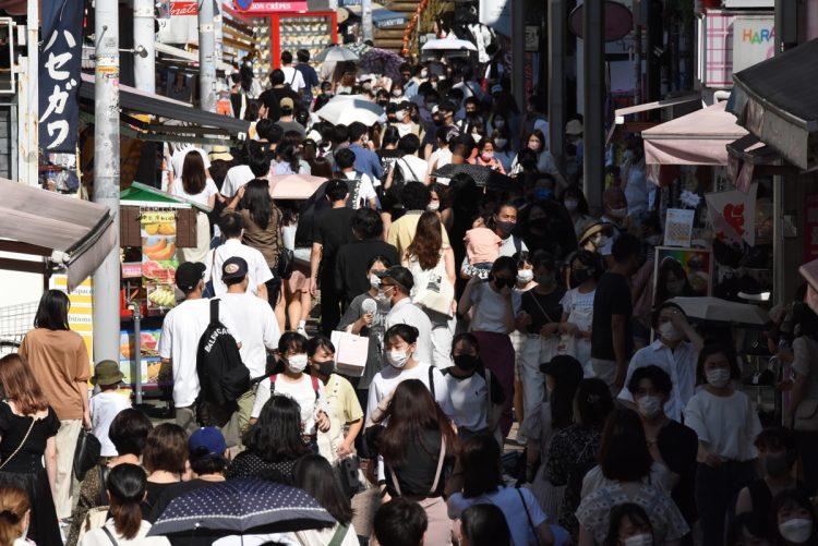 日本の若者を絶望に追い込んでいるものの正体は（イメージ。写真／共同通信社）