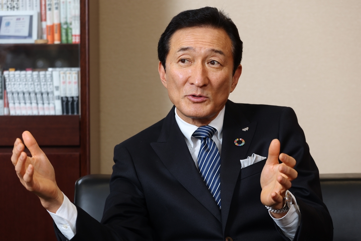 ワタミ会長「政治家は飲食店を1軒も倒産させない補償制度を示すべき