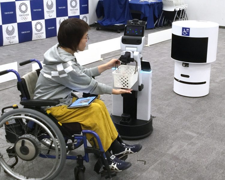 生活支援ロボットなどを東京オリパラ観客に披露する予定だった（時事通信フォト）