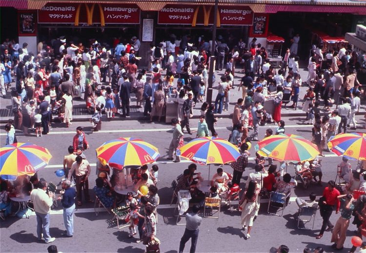 1971年の『マクドナルド』1号店オープンまでには大きなハードルがあった