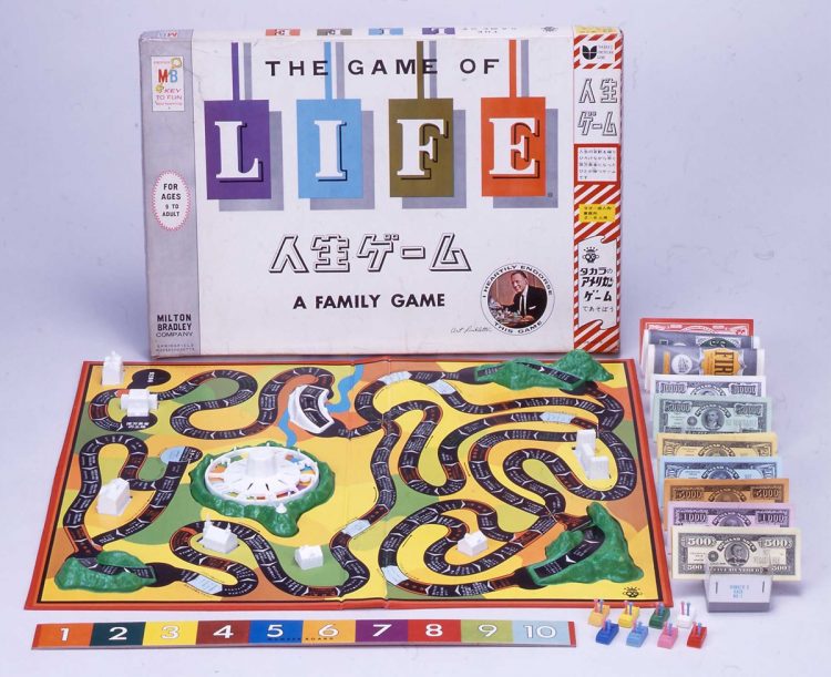 初代『人生ゲーム』はアメリカ版を翻訳したものだった（C）タカラトミー