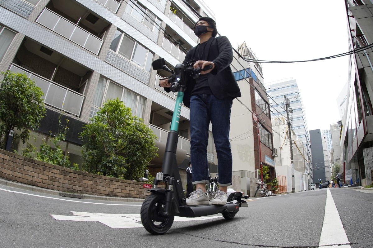 電動キックボード体験者の率直な感想「自転車よりラク」「荷物は運び ...