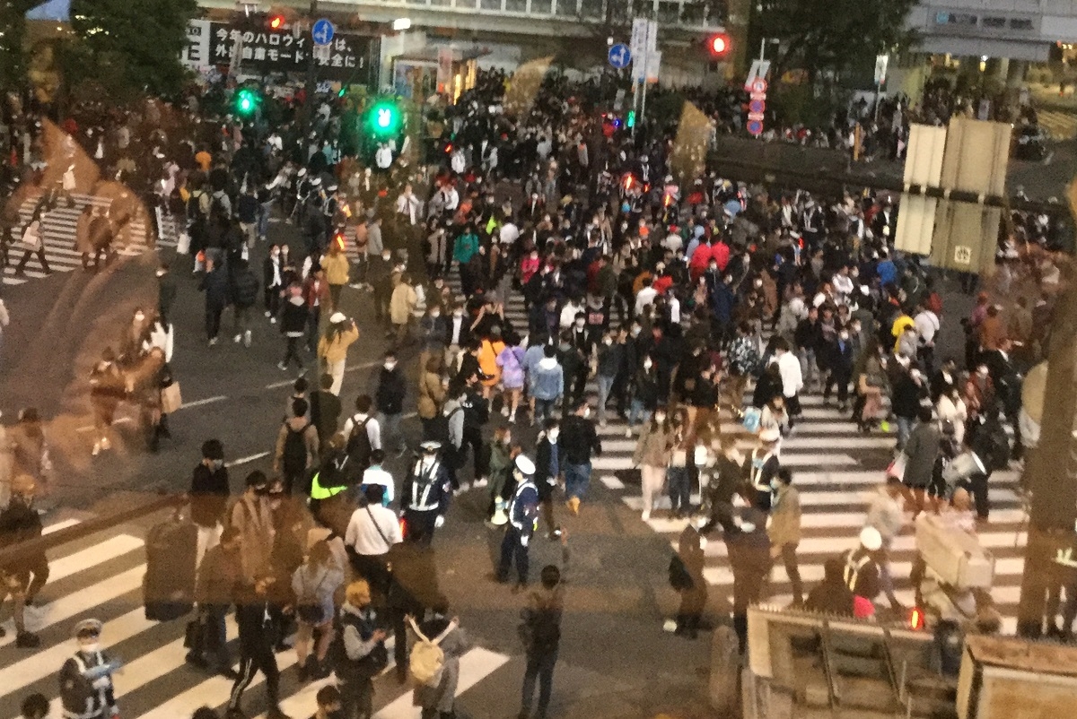 2020年ハロウィン当日の渋谷スクランブル交差点