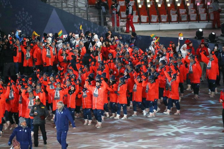 前大会の平昌五輪期間中は日経平均も躍動（写真は2018年／時事通信フォト）