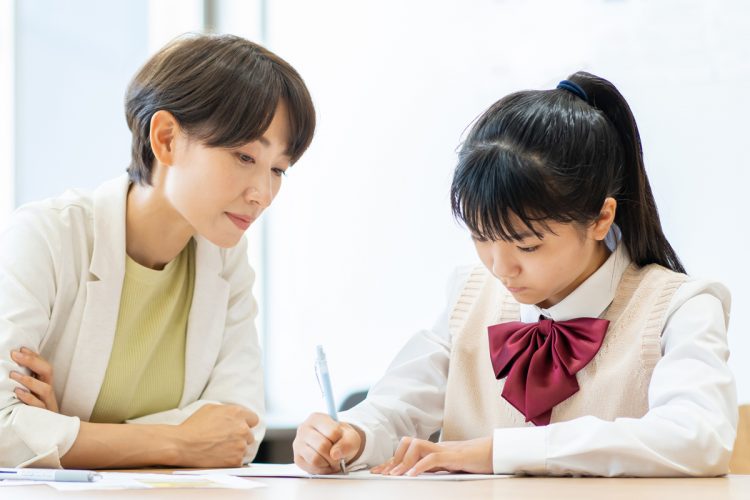 子供の学力と親子関係の相関については様々な調査も（イメージ）