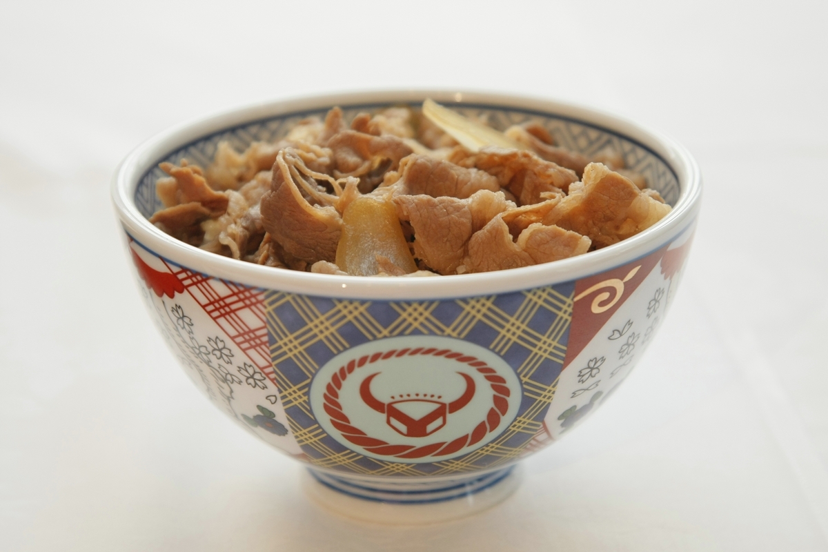 牛丼チェーンでもっと“お得”に食べるテクニック「大盛1杯より並盛＆牛 