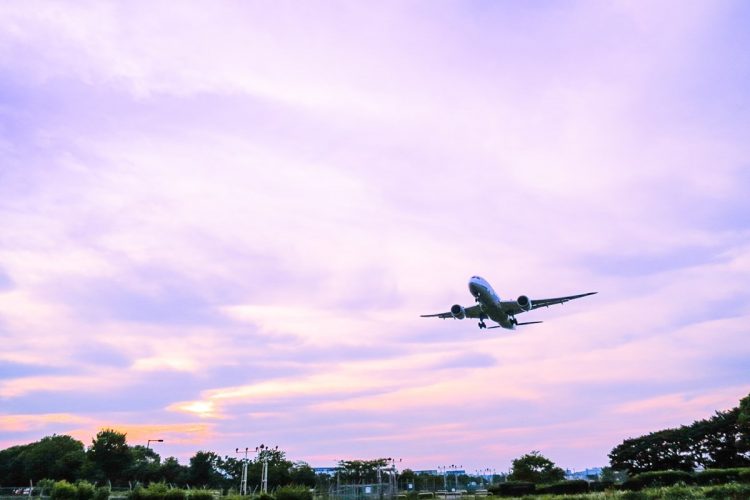 海外旅行再開ムードだが、航空機代の高騰もネックに（イメージ）