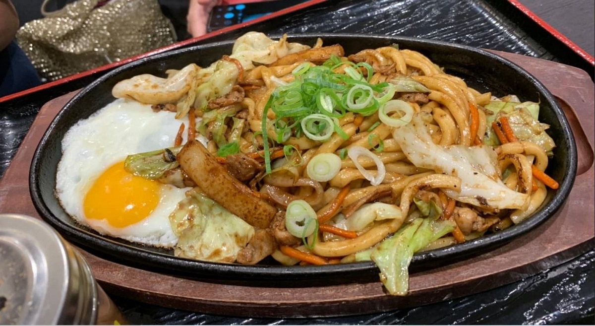 北九州発祥の「焼きうどん」