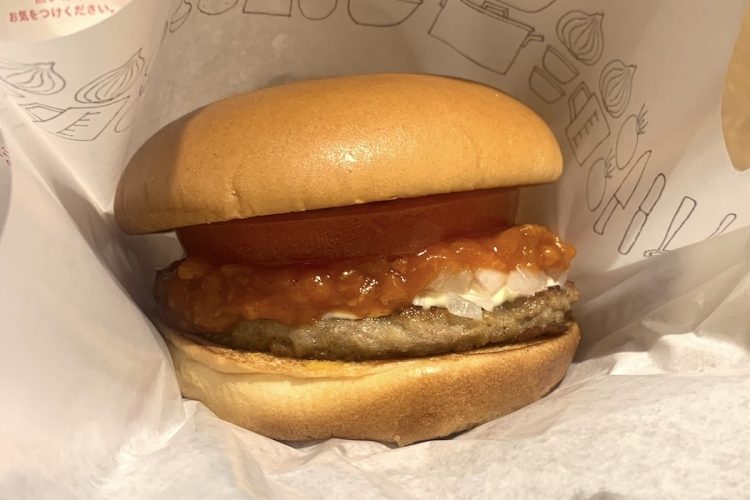 モスバーガーの看板商品『モスバーガー』は390円から410円に20円の値上げ