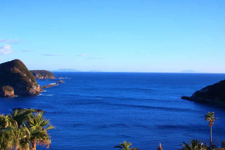 伊豆下田から臨む大浦湾