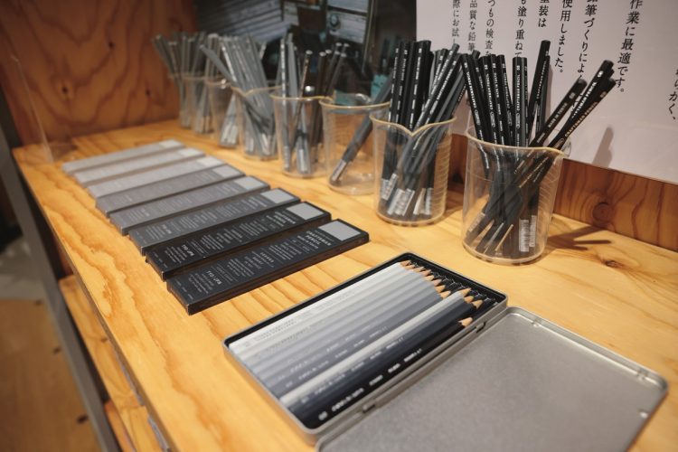 東京の職人が作る国産の鉛筆