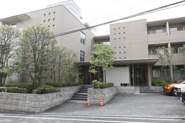 安倍夫妻が住んでいた渋谷の高級住宅街・富ヶ谷にある邸宅。資産価値は20億円といわれる