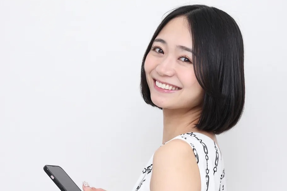 緑川静香さんも驚いたフリマアプリで売れる不用品「車の無料カタログが