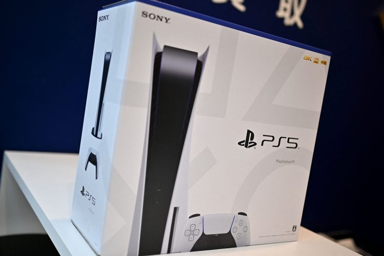 入手困難すぎることで話題の「PlayStation 5」（写真／AFP＝時事）