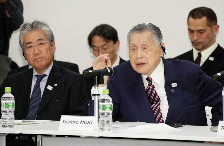 五輪招致の2トップである組織委員会元会長の森喜朗氏（右）とJOC前会長の竹田恒和氏（時事通信フォト）