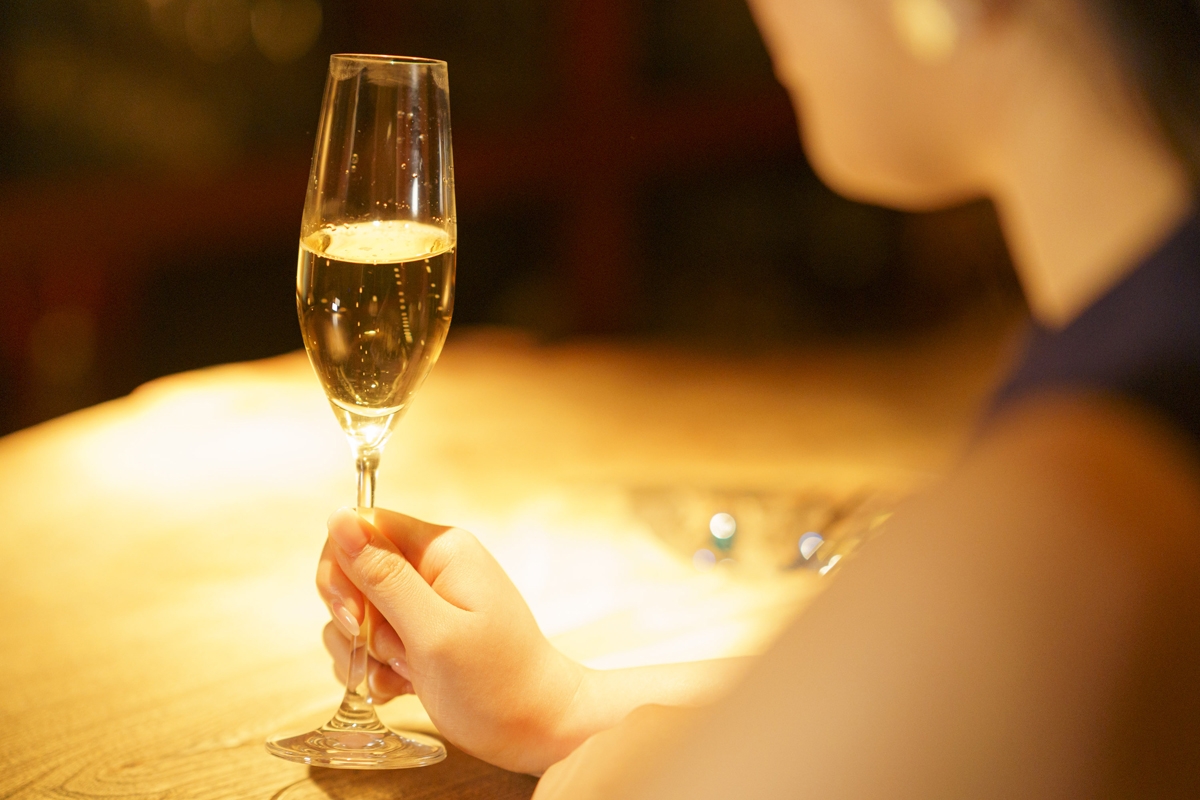 1000万円追徴課税に愕然」国税庁が狙うパパ活女子、ギャラ飲みアプリから芋づるか | マネーポストWEB