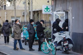 「申し訳なく思うが事情もわかってほしい…」日本で薬を爆買いする中国人観光客の本音と葛藤