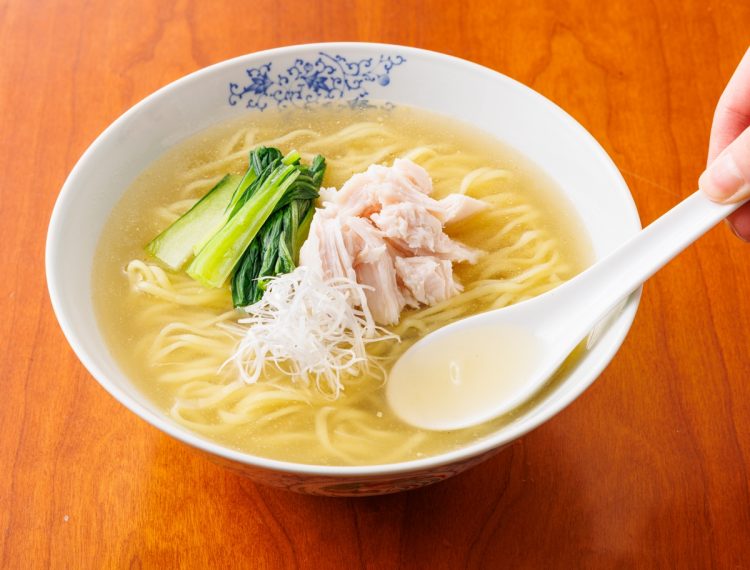 袋麺「しお」部門で1位に輝いた『中華三昧 中國料理北京 北京風香塩』の魅力とは（撮影／深澤慎平）