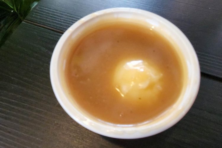 グレービーソースがかかっていてボリューム満点の「マッシュポテト」。これも日本のKFCにはない