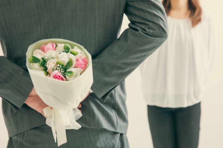 結婚前は「夫婦共働きでいいよね」と合意があったとしても…（イメージ）