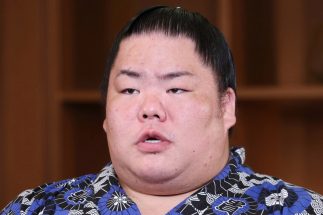 大栄翔は大関に昇進しても「褒賞金」が増えない？（時事通信フォト）