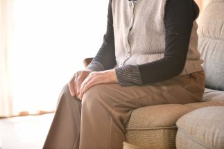 「老老相続」最大の問題は、双方が高齢で「手続きが遅々として進まない」こと　相続人の誰かが認知症になっていると遺産分割協議ができない落とし穴も