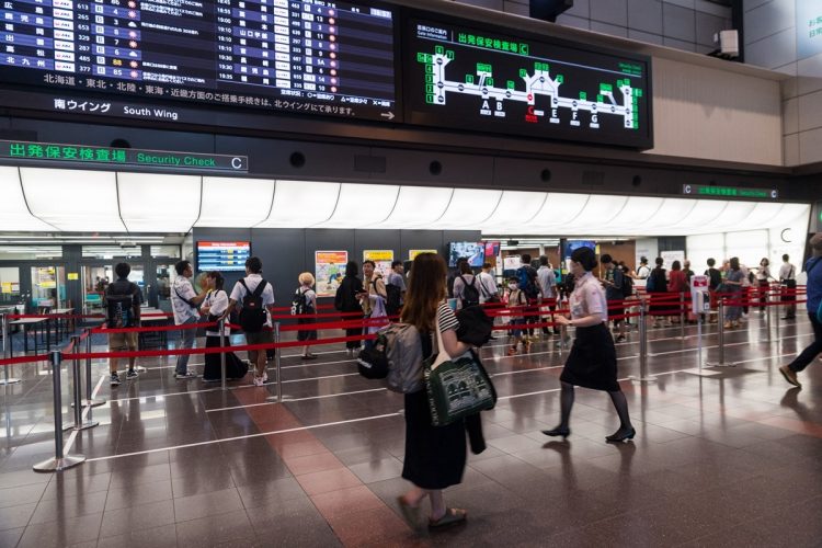 台風時のチケットキャンセル料の扱いは航空会社によって異なる（写真／NurPhoto via AFP）